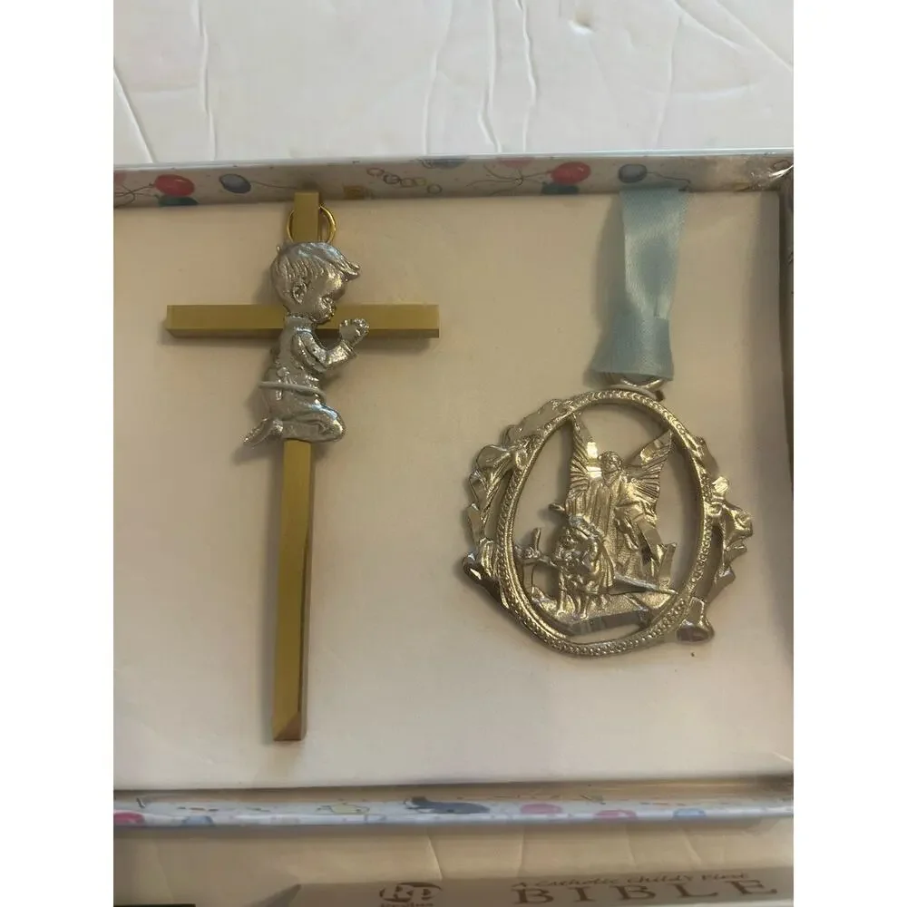 Catholic Child's Boy First Communion Bible‎ & Ornaments In Gift Box Prayer Frame